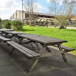 Beautiful In Janville With Wifi 펜션 Janville (Calvados)