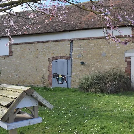 6 Bedroom Stunning In Janville Prázdninový dům *