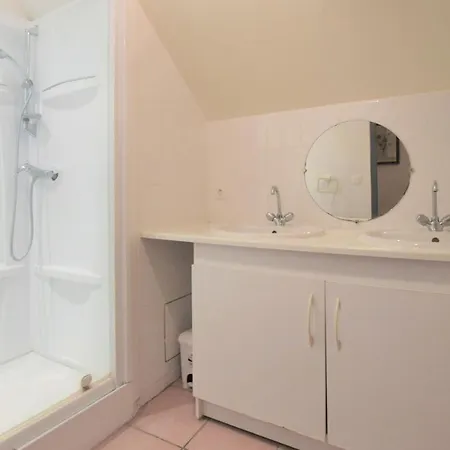 6 Bedroom Stunning In Janville Janville (Calvados)