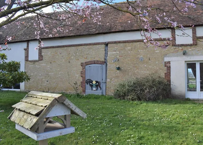 6 Bedroom Stunning In Janville Feriehus *