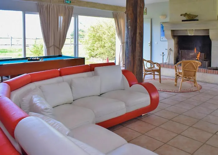 Feriehus 6 Bedroom Stunning In Janville *