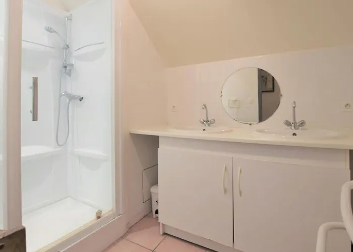 6 Bedroom Stunning In Janville Janville (Calvados)